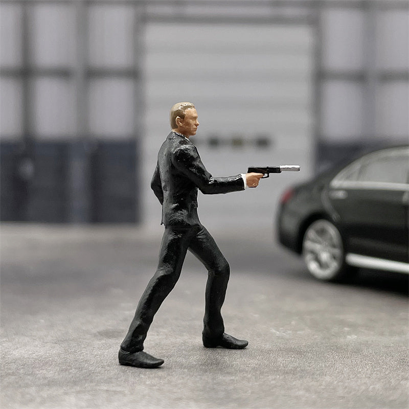 1/64 Scale Model 007 Raise Gun James Bond Cast Alloy Car Static Miniature Diorama Character Model Simulation Scene Collect Hobby
