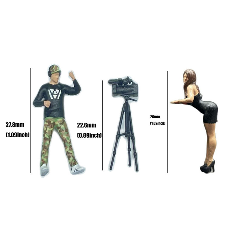 1/64 Scale Figures Trendy Photographer and Fashion Sexy Lady Cast Alloy Car Static State Character Model Miniature Dioramas