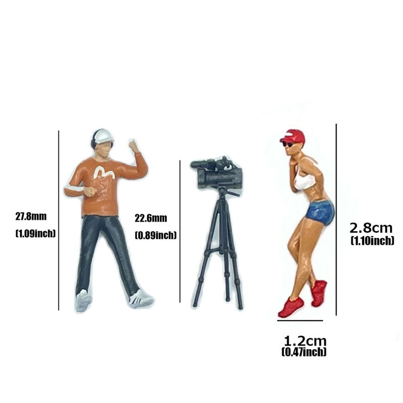 1/64 Scale Figures Trendy Photographer and Fashion Sexy Lady Cast Alloy Car Static State Character Model Miniature Dioramas