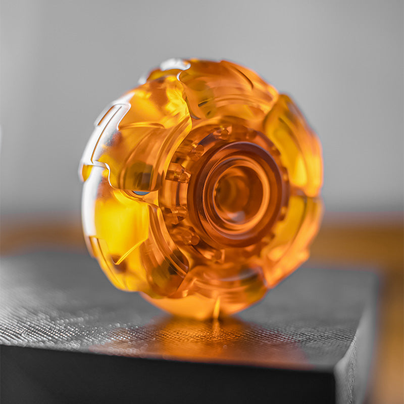 Warm Amber EDC Hand Spinner Creative Open Armor Fidget Spinner Resin Fidget Toys ADHD Concentration Toy Office Relieve stress