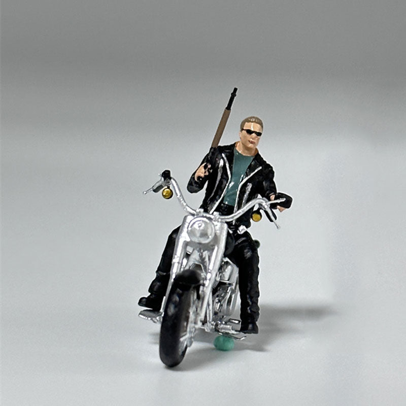 Classic 1/64 Scale Resin Model The Terminator T800 Ride Motorcycle Figures Dioramas Diecast Alloy Car Miniature Collection