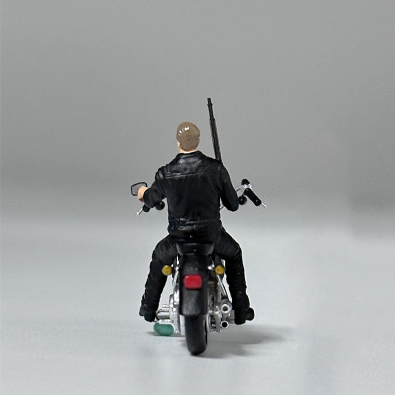 Classic 1/64 Scale Resin Model The Terminator T800 Ride Motorcycle Figures Dioramas Diecast Alloy Car Miniature Collection