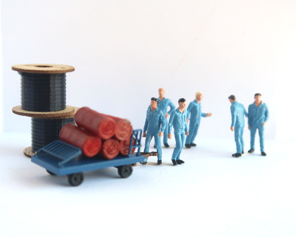 1/87 Model Uniform Worker Figurines Diorama Kit Sand Table Scene DIY Micro Landscape Garden Miniatures Prop