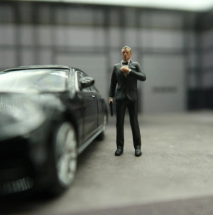 Classic 1:64 Scale Model James Bond 007 Cast Alloy Car Simulation Static Figures For Layout Diorama Miniature Scene Collection