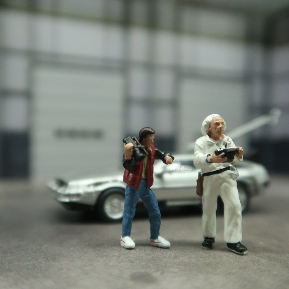 Classic 1:64 Scale Model Back To The Future 2 people Cast Alloy Car Simulation Static Figures Diorama Miniature Scene Collection