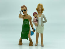 Load image into Gallery viewer, Cartoon Style Breaking Bad Action Figures Walter White and Skyler White Resin Model Movie Character Miniature Figurines Desktop Decoration