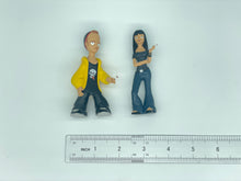 Load image into Gallery viewer, Cartoon Style Breaking Bad Action Figure Jesse Pinkman and Jane Margolis Resin Model Movie Character Miniature Figurine Desktop Decoration