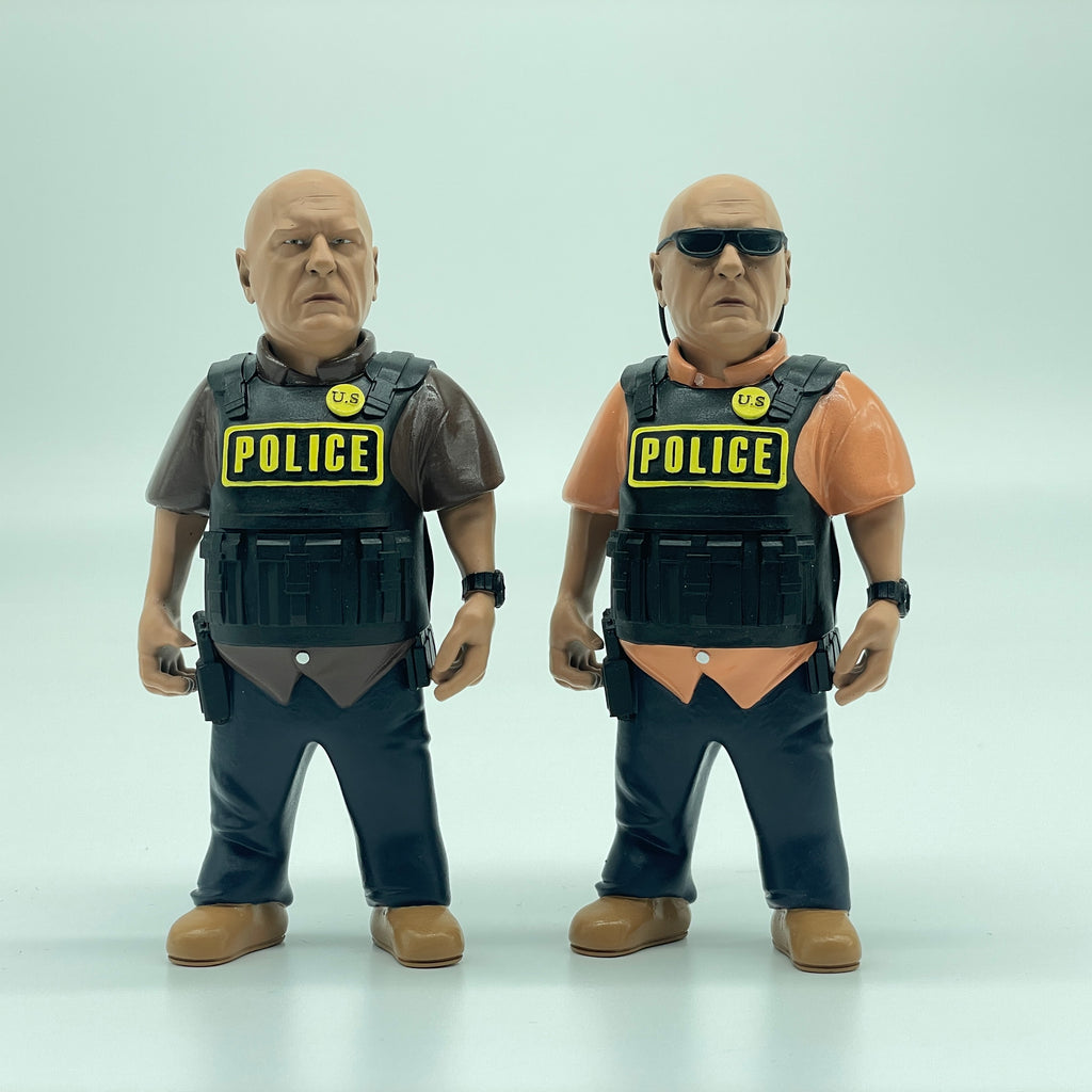 Classic Cartoon Style Breaking Bad Action Figure  Hank Resin Model Miniature Figurines Desktop Decoration