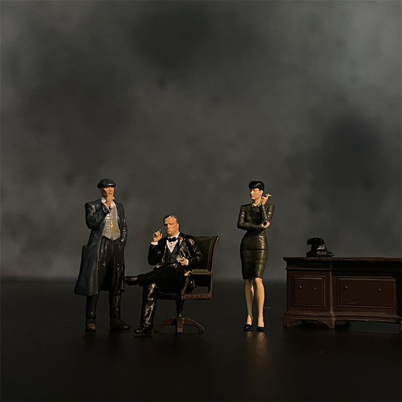 1/64 Scale Model Godfather Vito Corleone and Tommy Shelby Figures Diecast Alloy Car Scene Doll Dioramas Miniature Collection