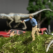 Load image into Gallery viewer, 1/64 Scale Resin Model Jurassic World Dinosaur Park Ranger Man Woman Child Figures Diecast Alloy Car Miniature Scene Dioramas