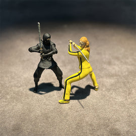 1/64 Scale Resin Model Kill Bill Ninja 2 Figures Katana Battle Scene Diecast Alloy Car Dioramas Miniature Collection