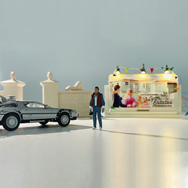 1/64 Scale Model Back To The Future Marty BillBoard Lyon Estates Gate Static Character Dioramas Miniature Scene Collection