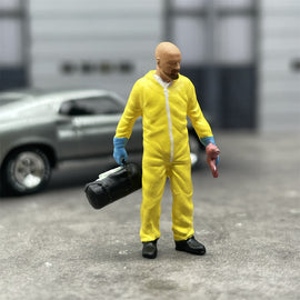 1/64 Scale Model Breaking Bad Walter White Carrying Money Bag Cast Alloy Car Static Miniature Diorama Character Model Hobby Toy