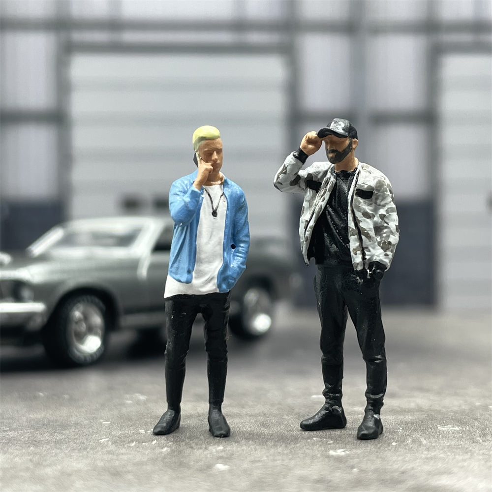 1/64 Scale Model Fashion Trend HipHop Man Call Phone Cast Alloy Car Static Miniature Diorama Character Model Scene Layout